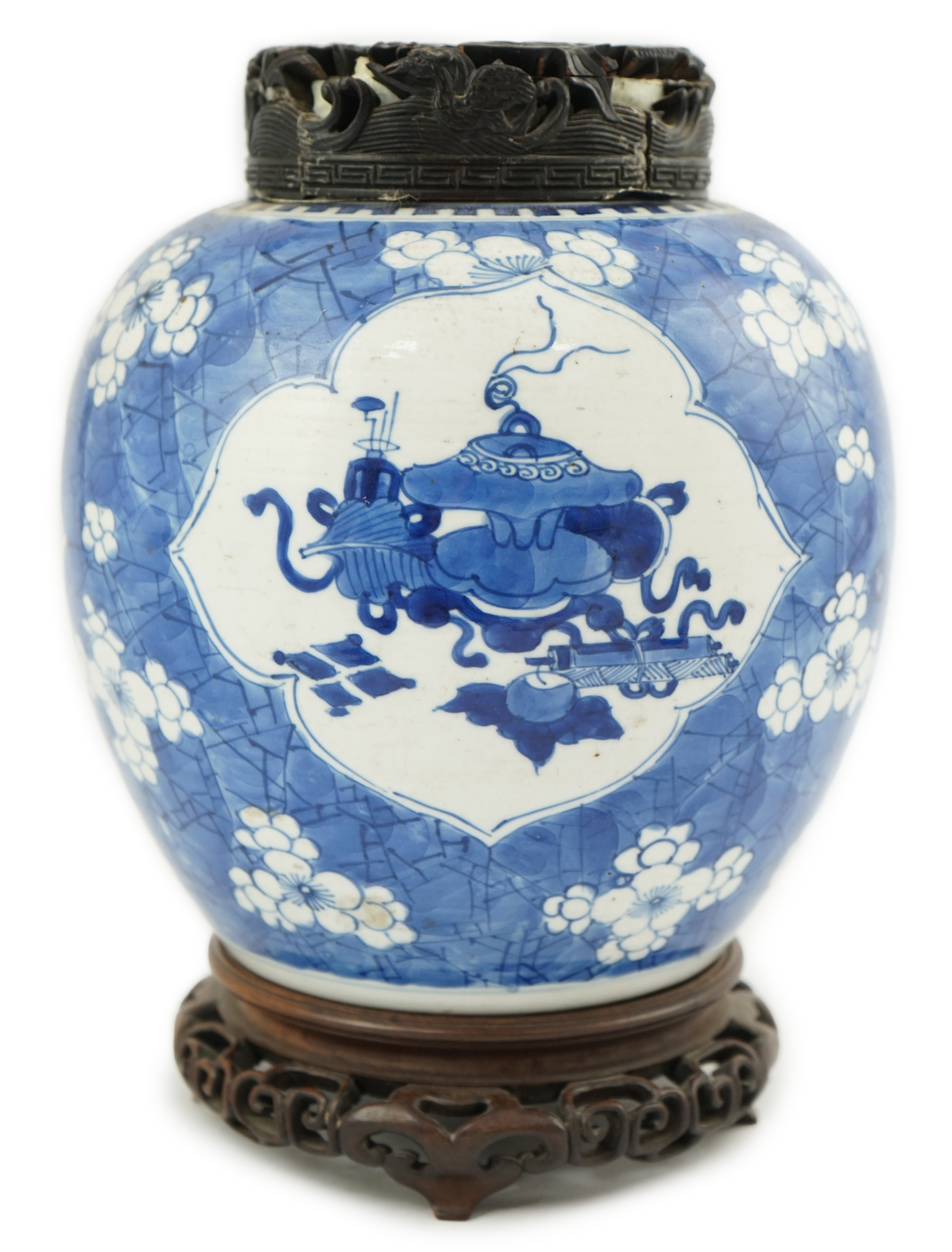 A Chinese blue and white ovoid jar, Kangxi period (1662-1722)